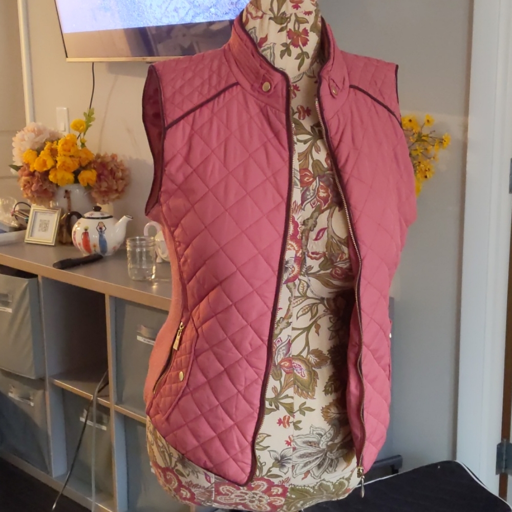 Dusty rose vest